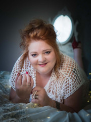 Boudoir for mature women