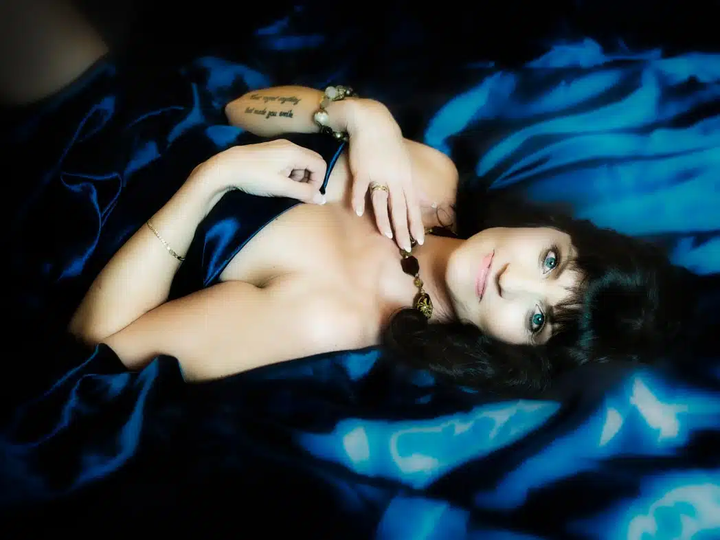 mature woman boudoir lincolnshire