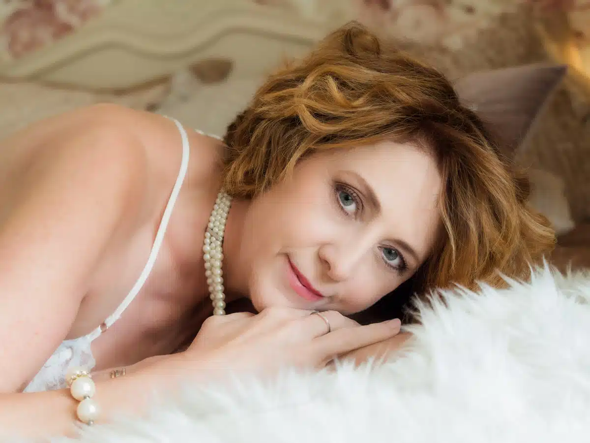 older woman boudoir shoot